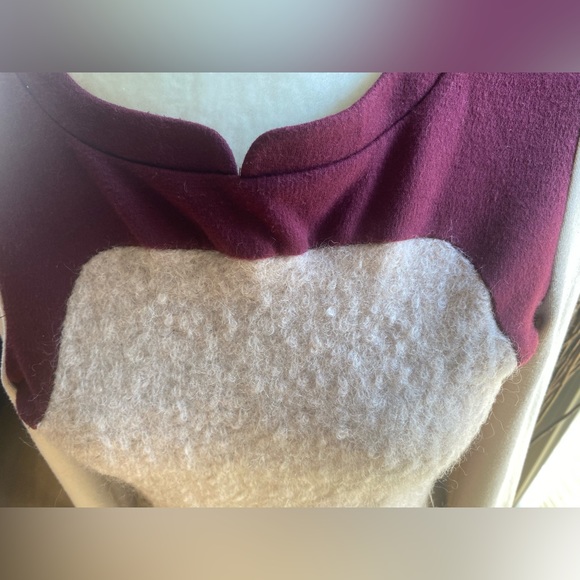 Selly’s Women’s Small Maroon and Cream Sweater - Picture 2 of 5